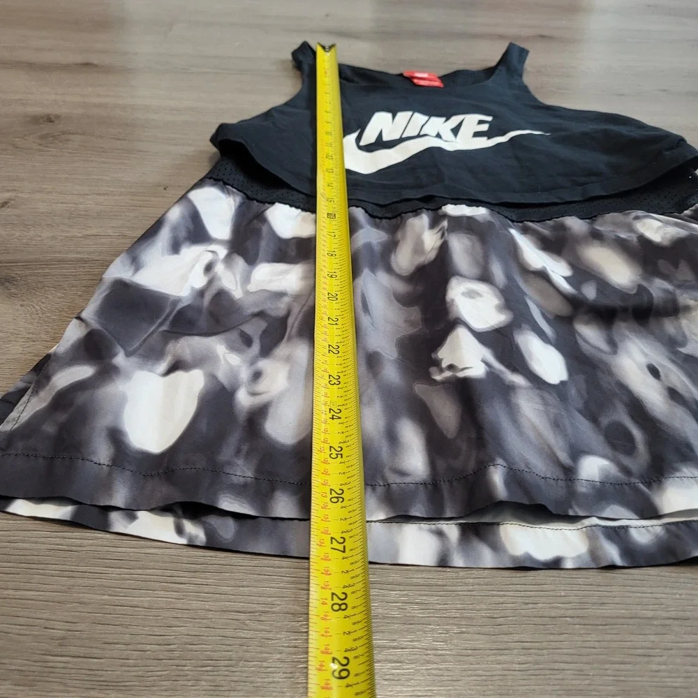 Nike Womens Racerback Layered Active Tank Top Black White Abstract Print Size M‎